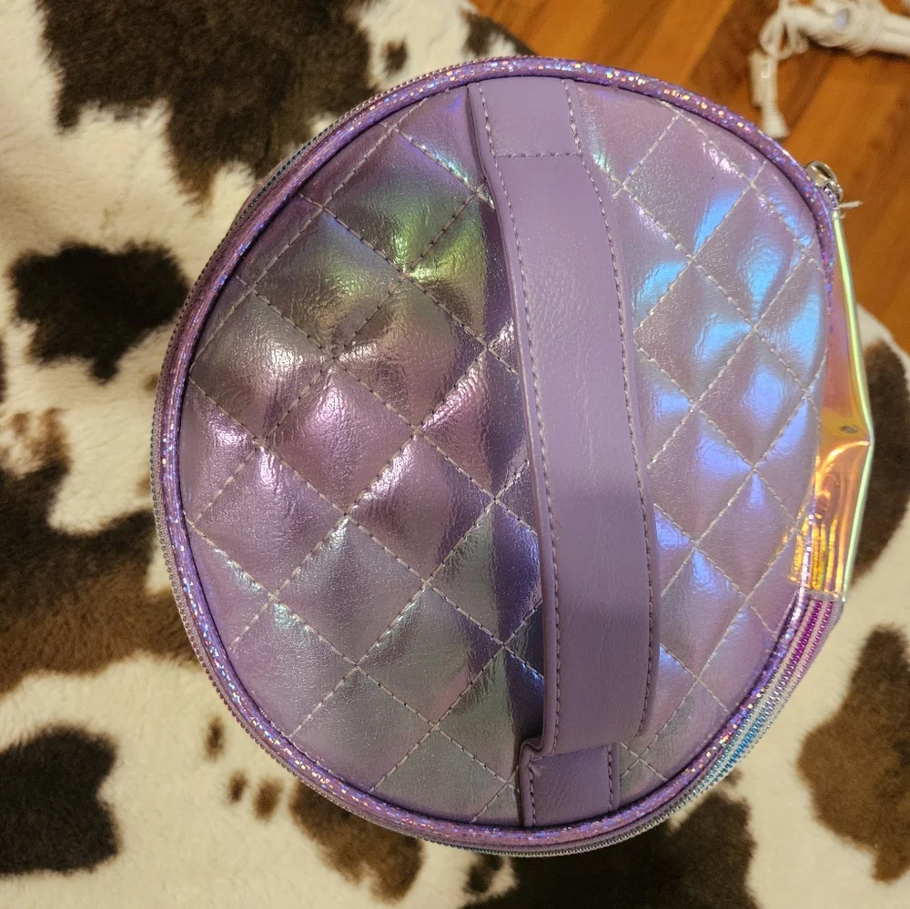 Stuff Metallic Round Glam Bag